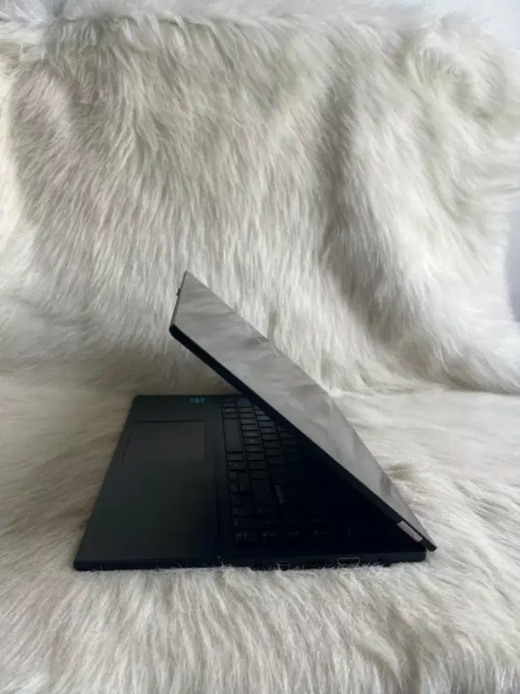 LAPTOP ASUS VIVOBOOK GO 15 - RAM 8GB SSD 256GB Core i3-N035