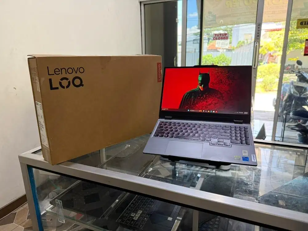 LAPTOP GAMING LENOVO LOQ CORE I3gen13 RTX3050 6 GB FULSET GARANSI PANJ