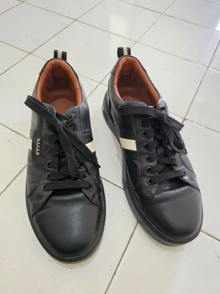 Sepatu Bally Hitam Leather EUR 44