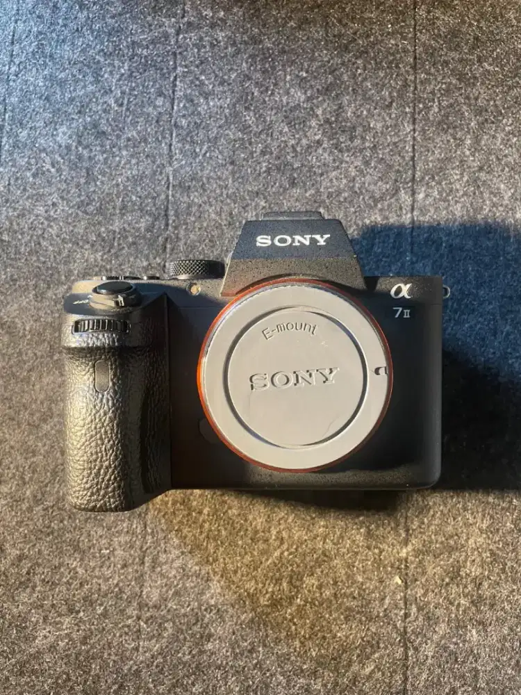 Sony Alpha A7,box lengkap,2 baterai