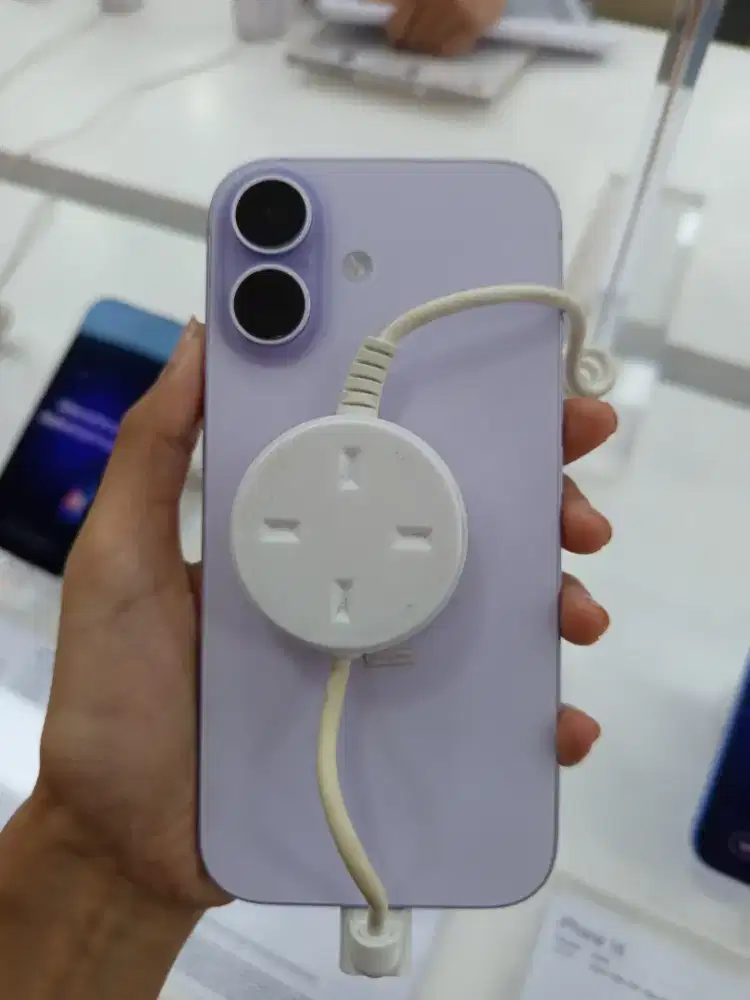 iPhone 17 basic  256(bisa cicilan)