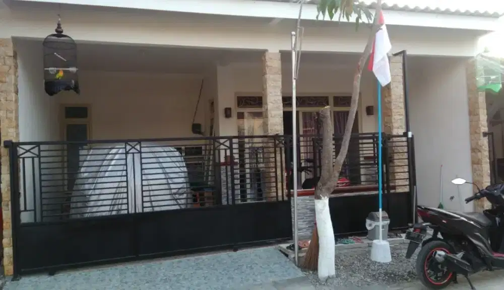 Bu jual rumah 2 lt ..Rp 450 jt Nego