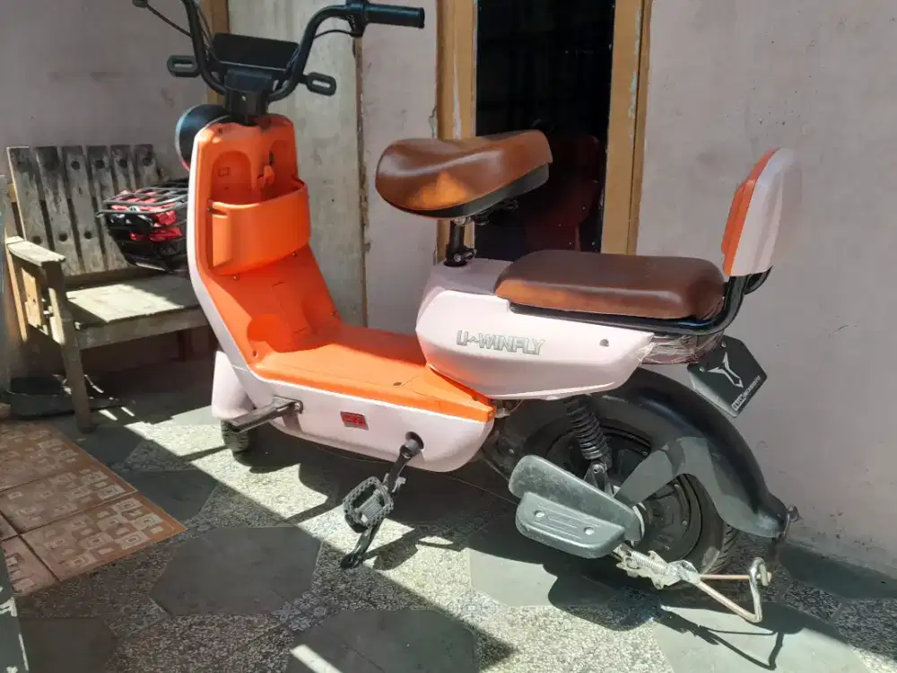 Sepeda Listrik Uwinfly DF 7