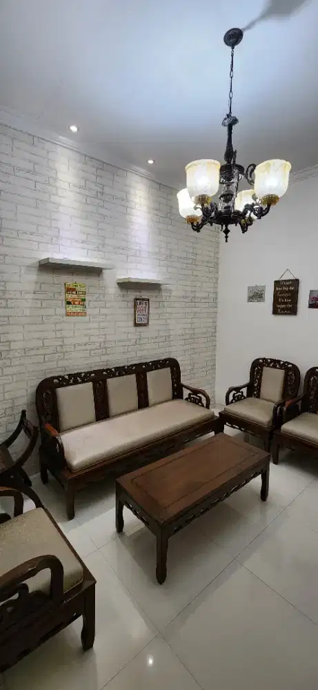 Dijual rumah surabaya selatan