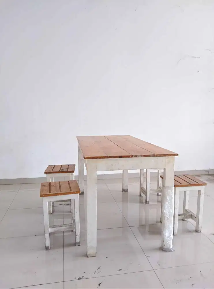 Set Meja Kursi Ex Resto