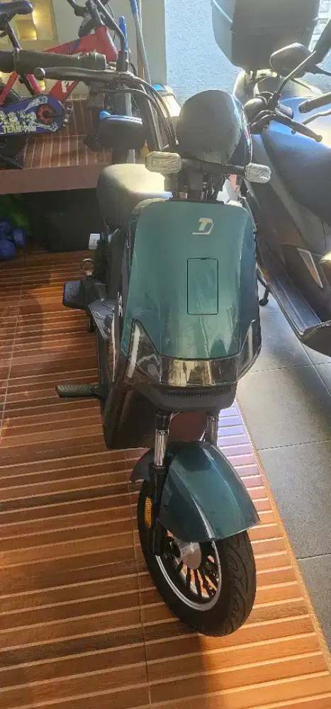 Sepeda Listrik United Salvador fullset