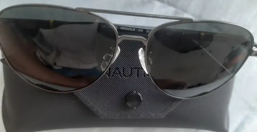 Kaca Mata Nautica Polarized 100% Store Optic Melawai, Kondisi > 85%