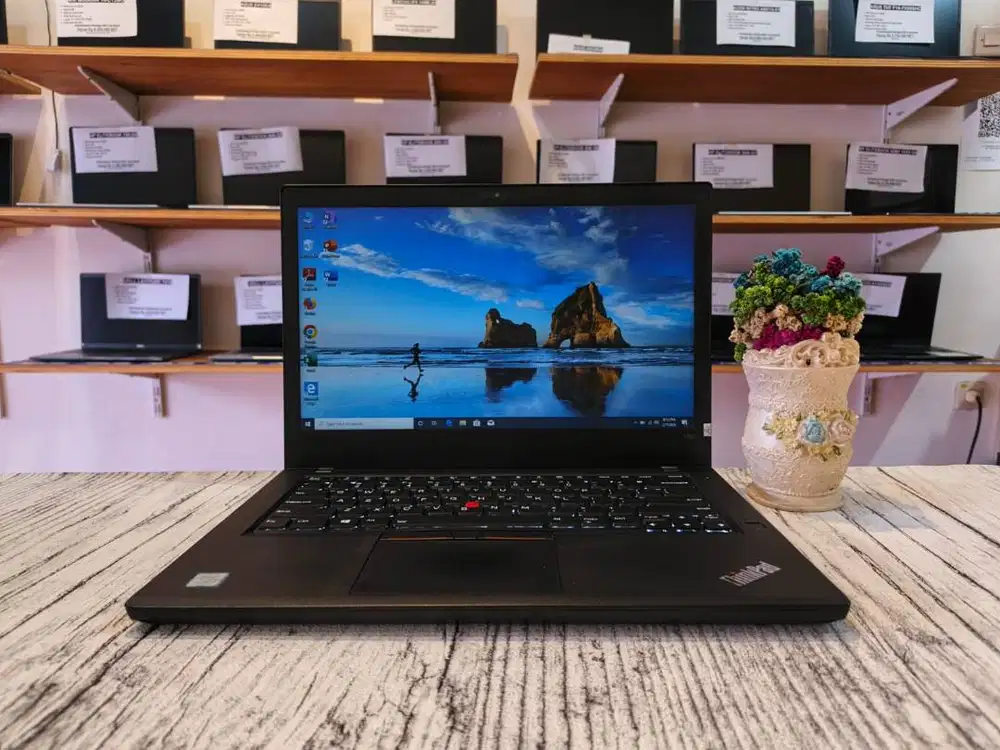 Laptop LENOVO THINKPAD T480 Intel Core i5-7300U Ram 8GB