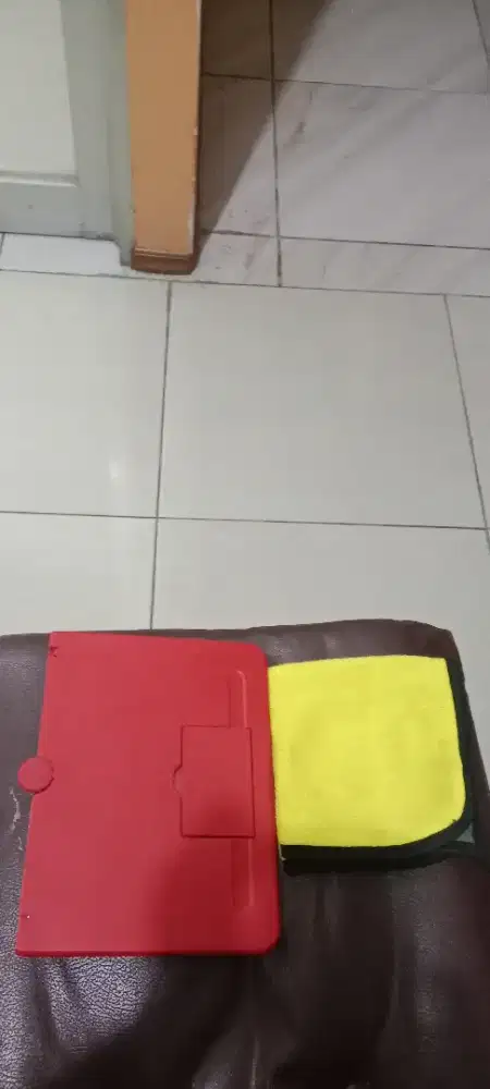 Produk:pembesar layar HP 1pcs bonus:lap microfiber 1pcs