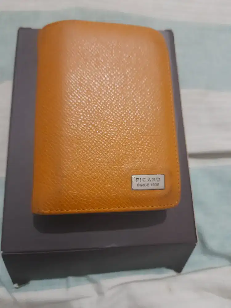 Dijual Dompet Kartu Merk PICARD (second)