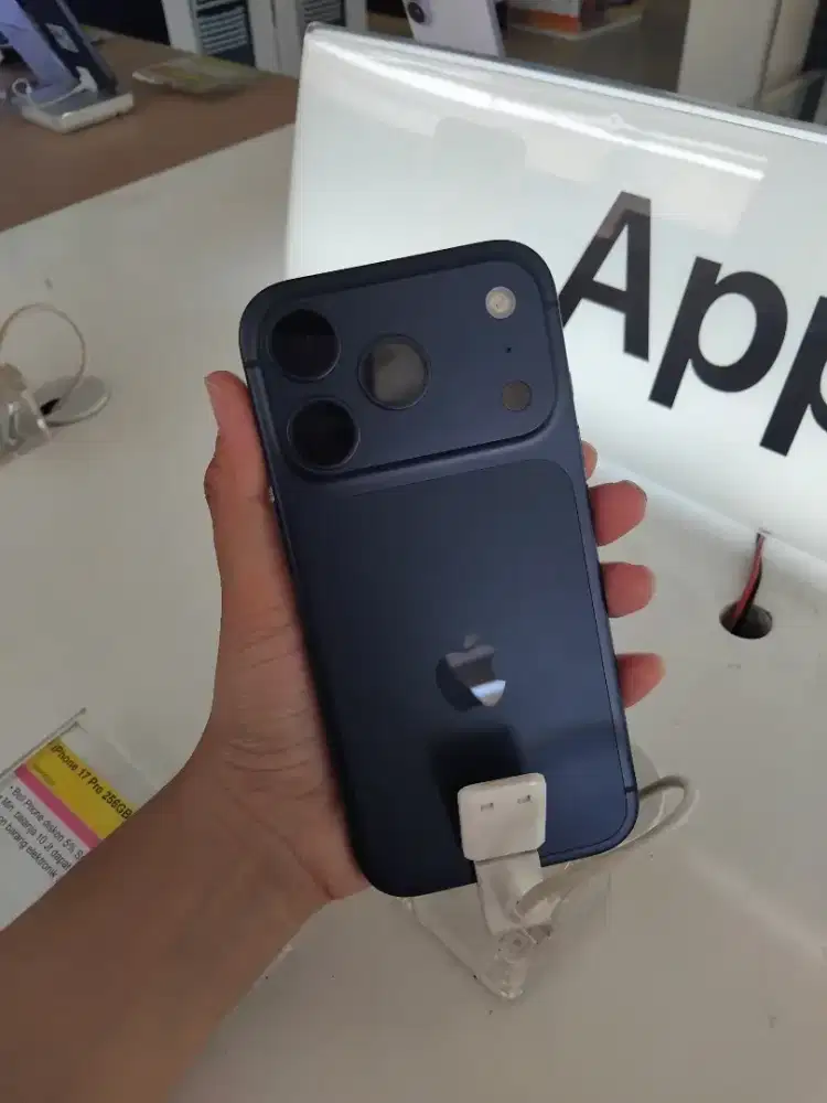 Iphone 17 Pro 256gb Deep Blue