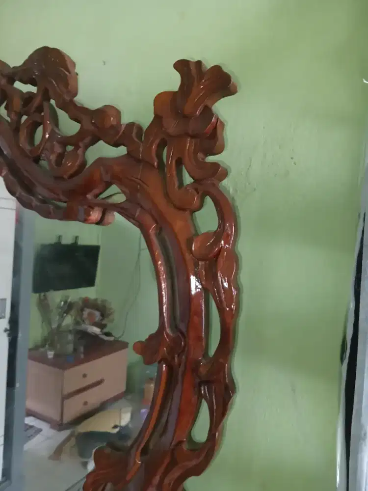 Lemari Rias Dandan 90% JATI