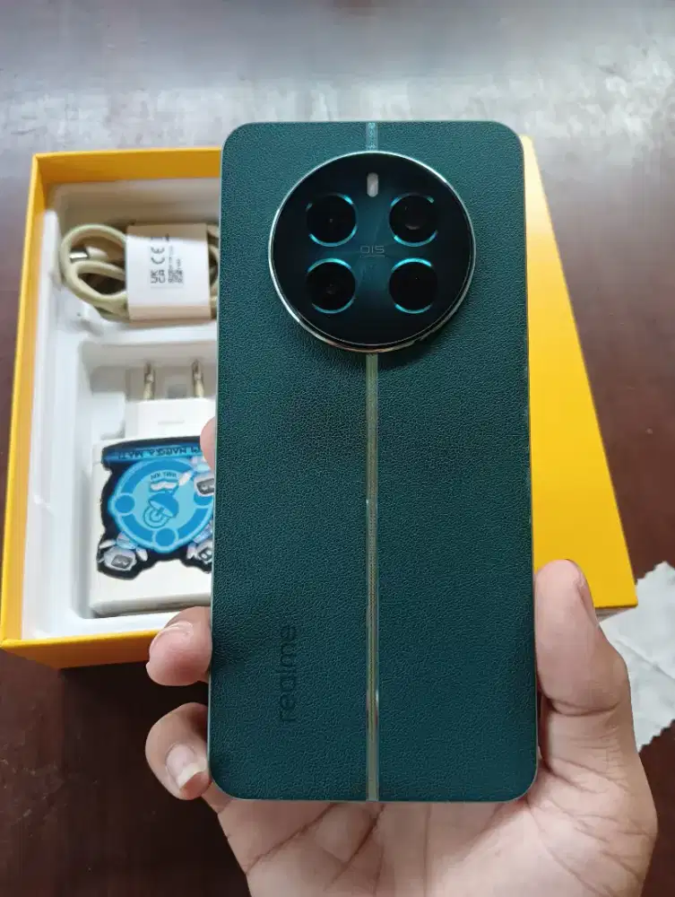 REALME 12+plus 5G RAM 8/256GB FULLSET MULUS