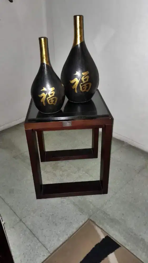 MEJA SUDUT LINEA & PAJANGAN KERAMIK TIONGKOK