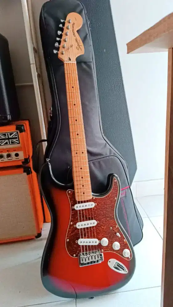 Gitar SQUIER Stratocaster Standard Series original Indonesia Fender