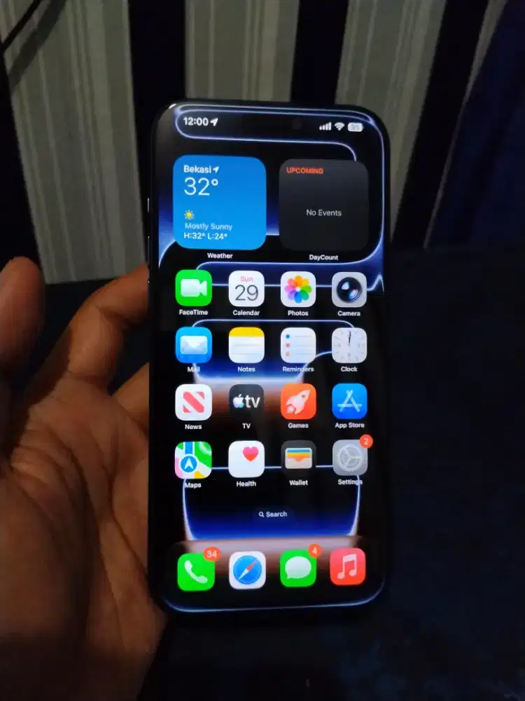 Iphone 17 promax deep blue