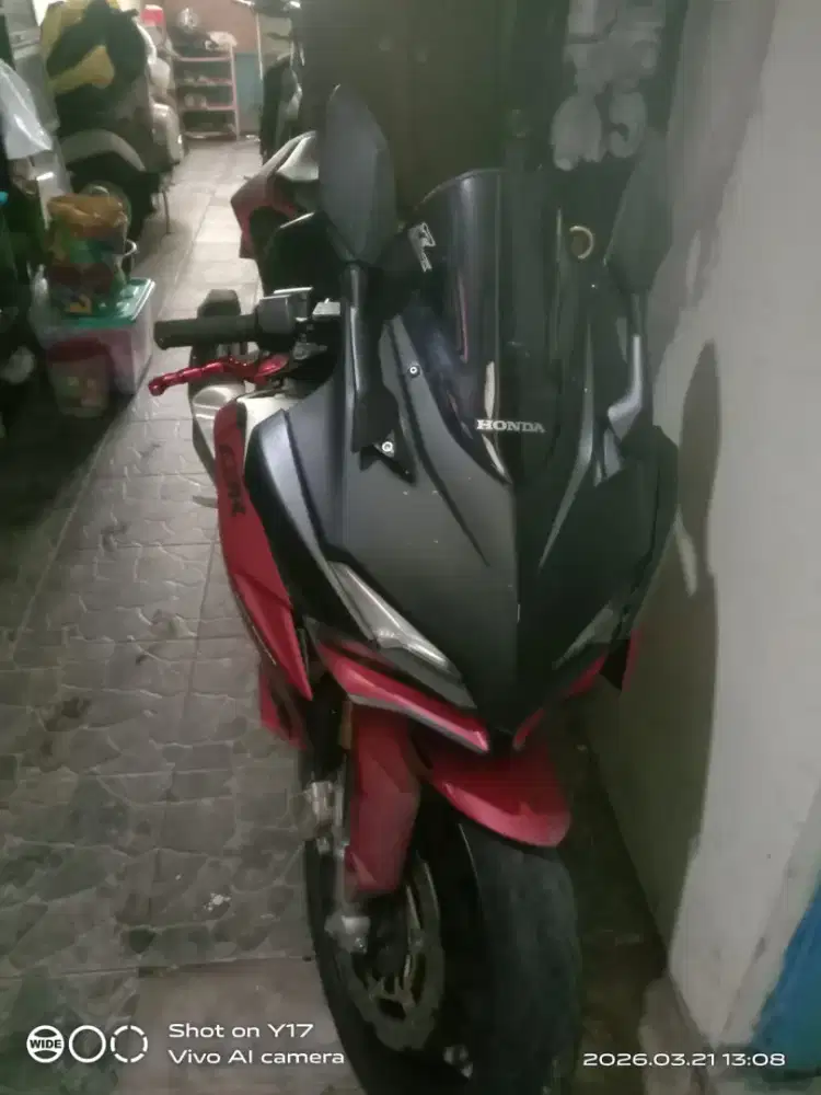 CBR 250cc Mulus! Mesin kering, body mulus, pajak hidup. Siap touring