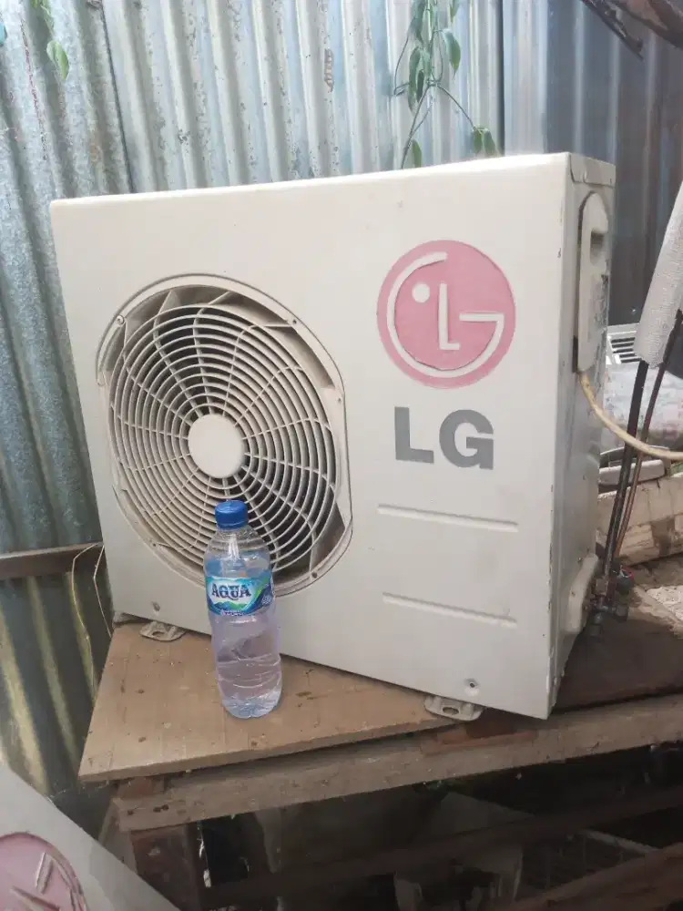 AC LG 1/2 setengah pk