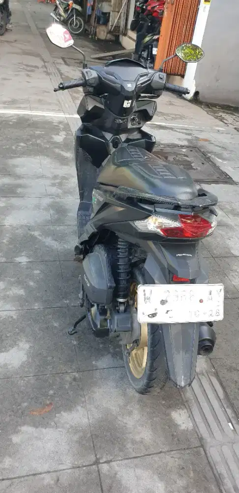 Vario 150 SE th 2017 W Gresik super mulus  pjk baru