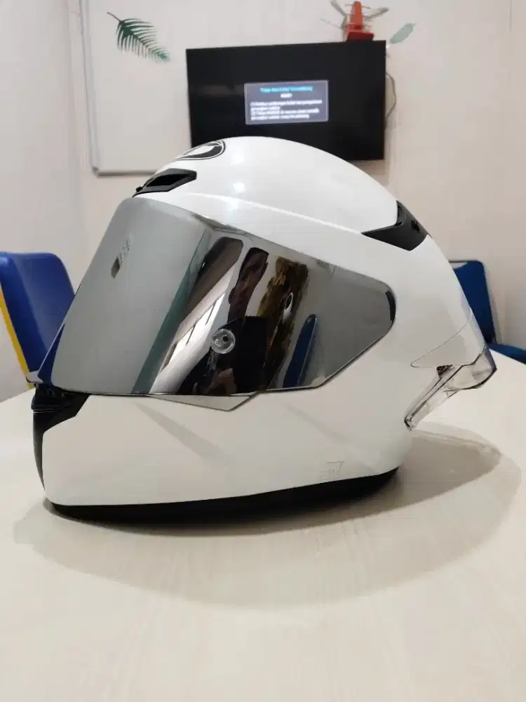 KYT TT COURSE WHITE PLAIN