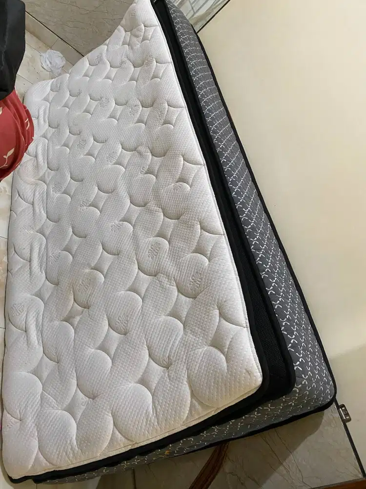 KASUR INFORMA single