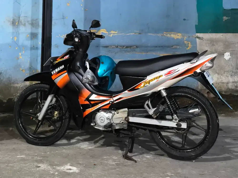 Yamaha Jupiter z 2005