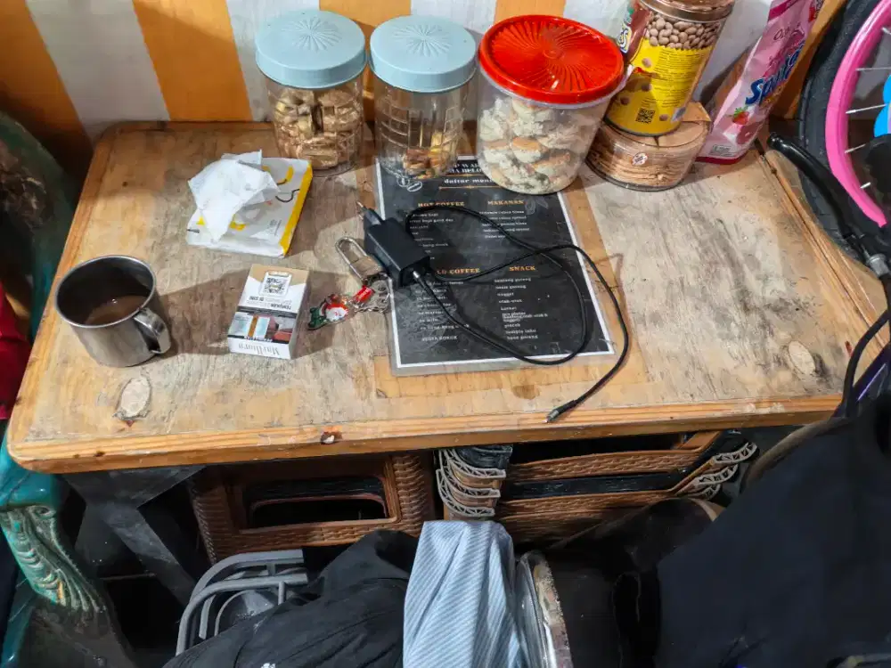 Meja cafe/warkop