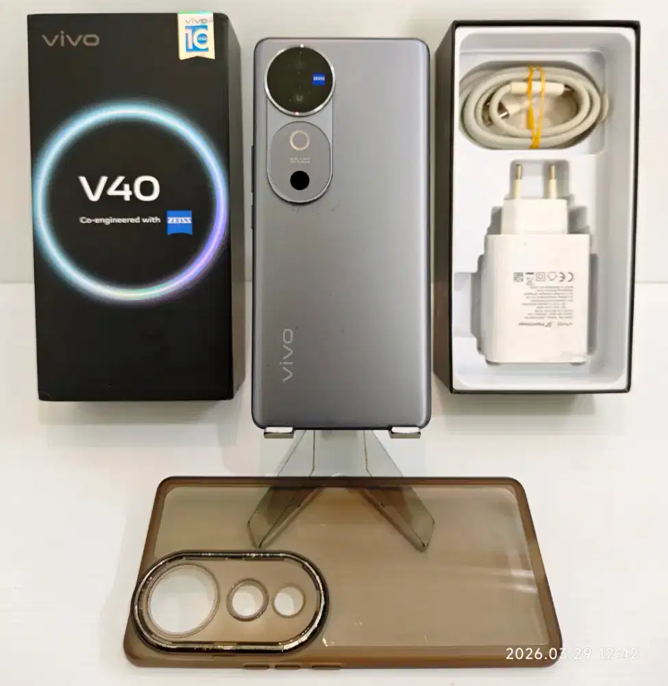 Vivo V40 5G 12+12/256 Gb Mulus 97% Garansi Ex Resmi Grey bisa TT/BT