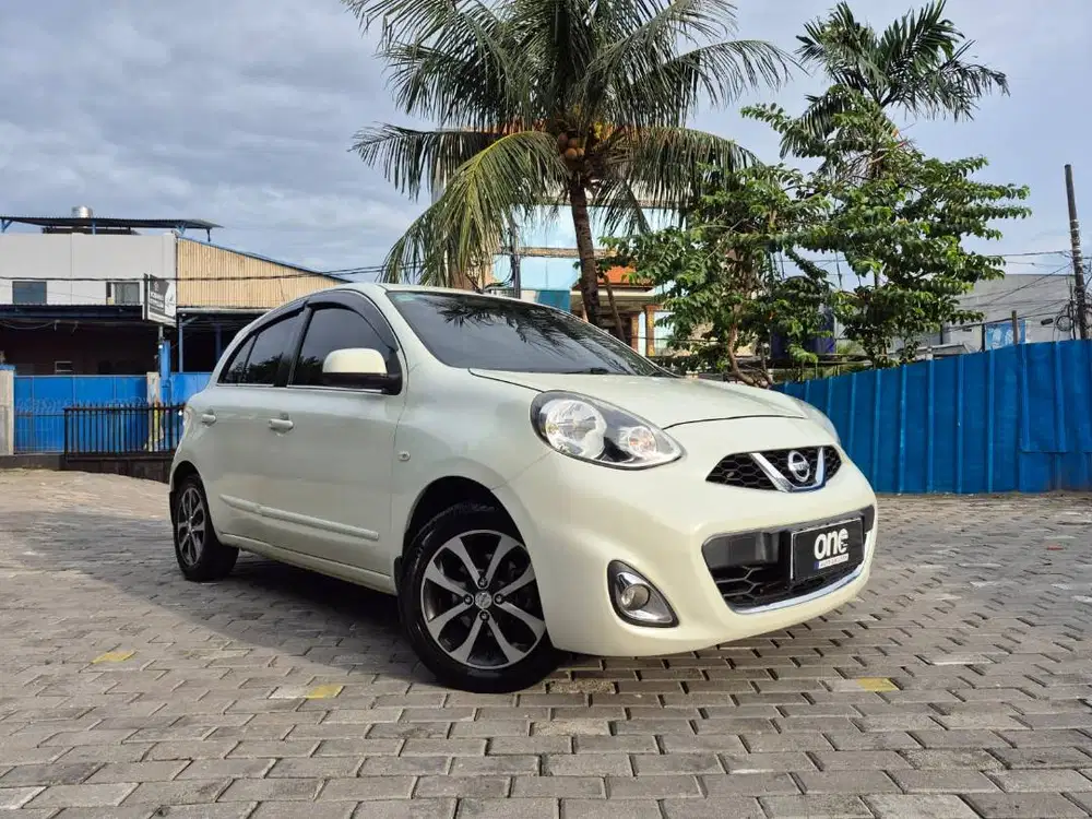 Nissan March 1.5 XS 2014