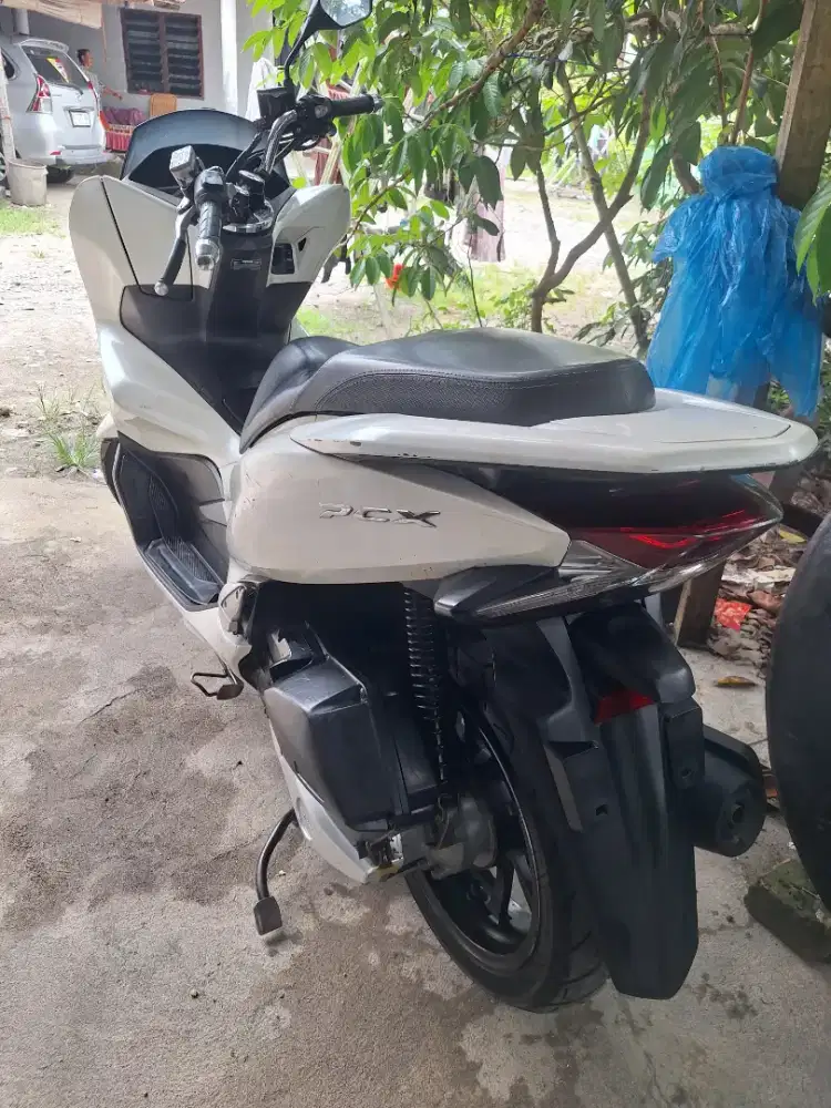 Dijual Honda PCX 150 TAHUN 2020