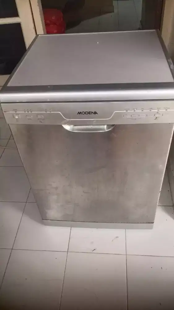 Diswasher merek modena