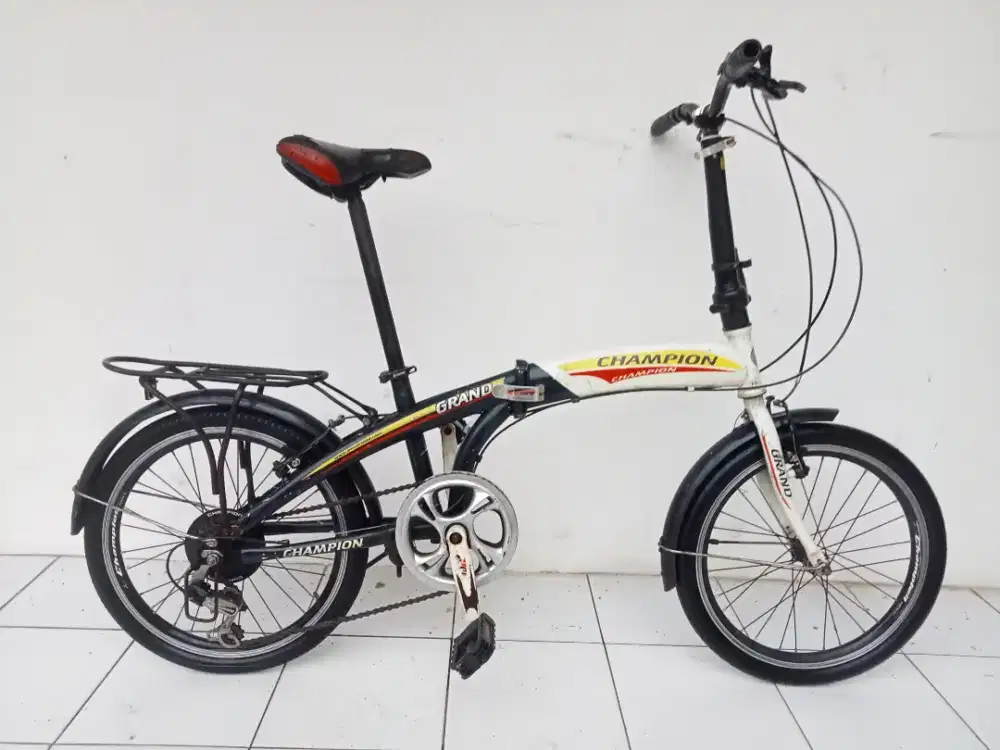 Sepeda lipat 20 grand Champion bekas normal siap gowes