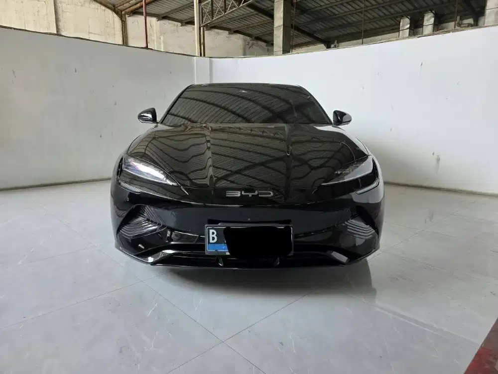 BYD Seal Premium EV AT ( Matic ) 2024/2025 Hitam Low km 18rban Mulus