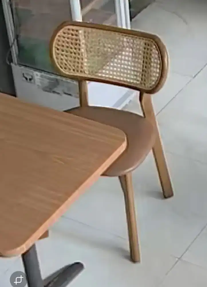 Kursi Jati Rotan Finishing Pernis