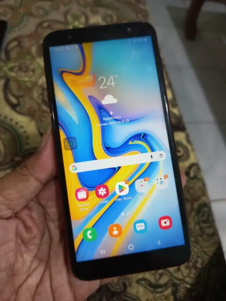 Ss j6 plus.. 4/64.. iklan dbc semua dl y