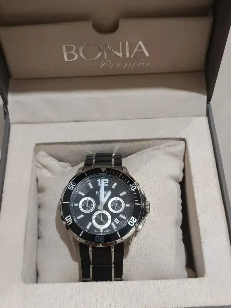 Jam Tangan Pria Bonia BN 868C Ori Lengkap Mulus