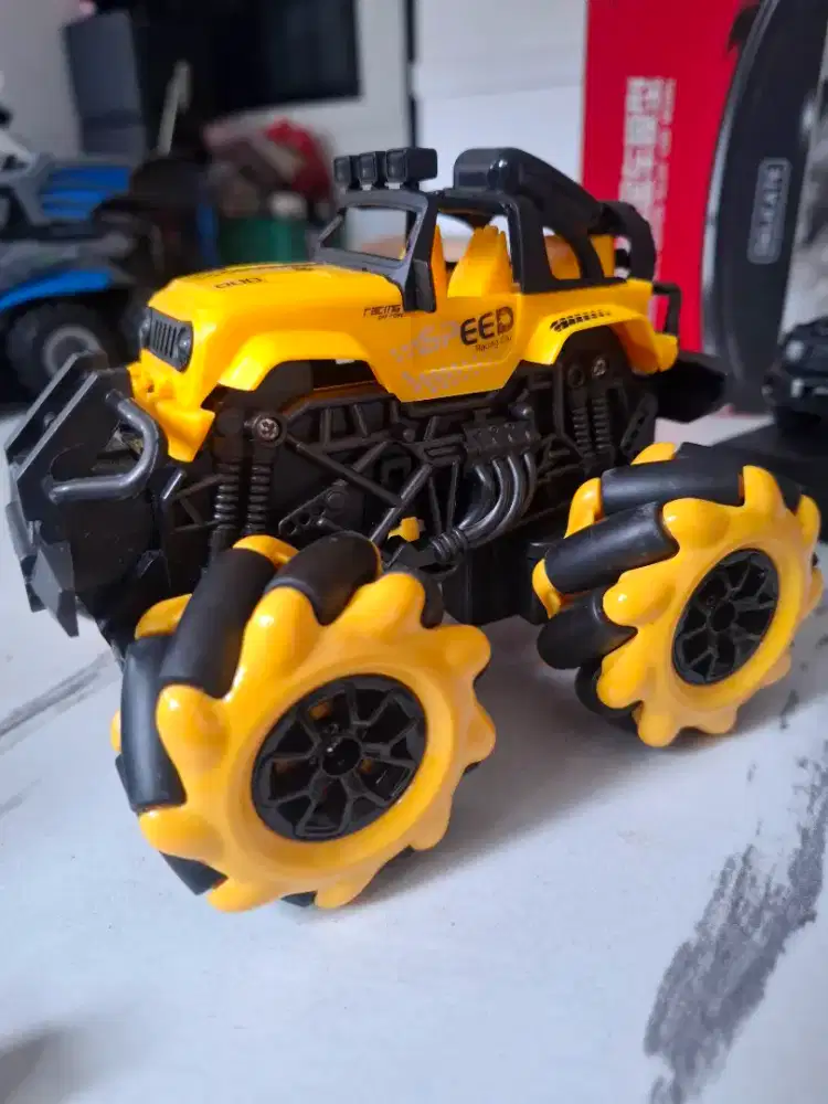 Mobil mainan anak RC