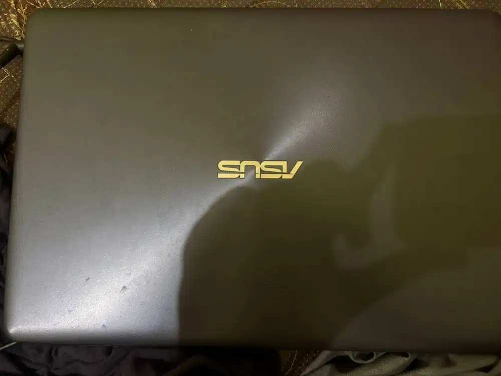 Asus Vivobook A411Q