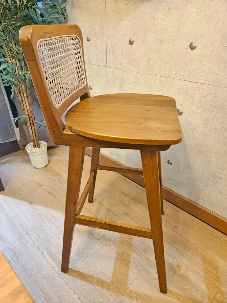 Kursi Jati Rotan Finishing Pernis