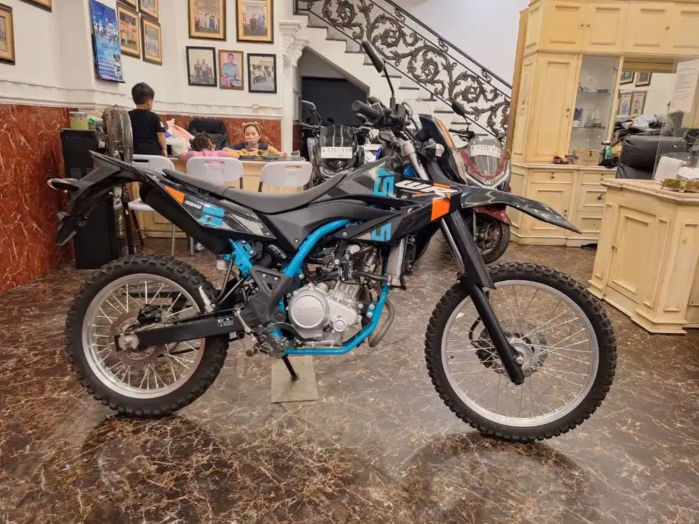 Hub ima dp 3.5 jt YAMAHA WR 155 2024 KM RENDAH . ktp daerah bisa kredi