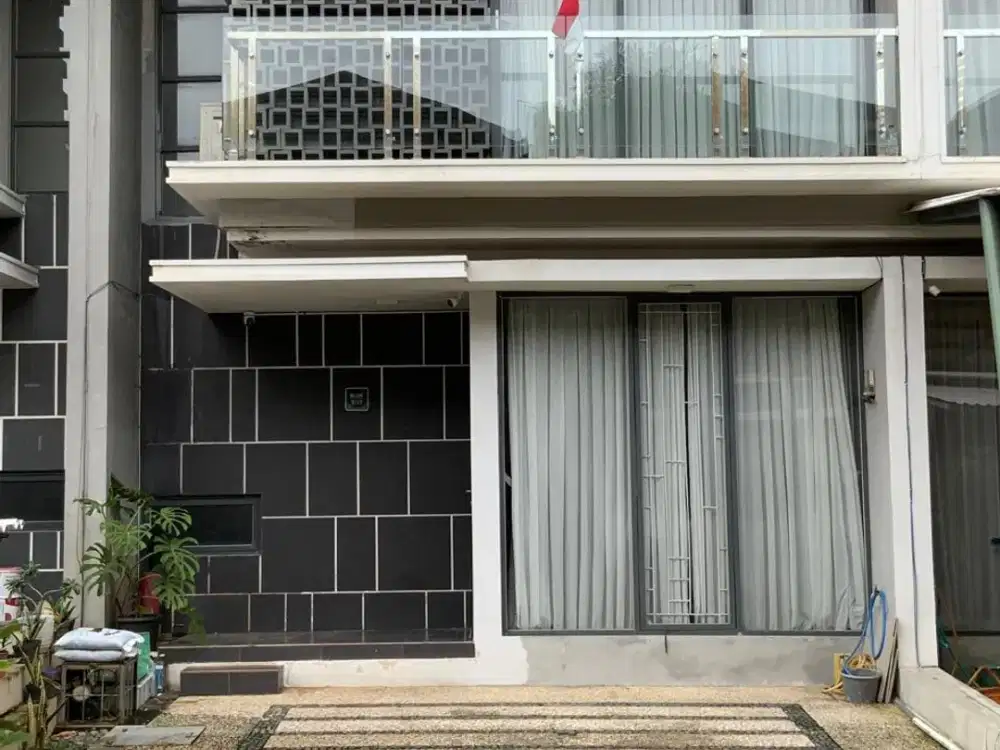 Rumah Bagus 2 Lantai Siap Huni di Cluster Golden Park 2 Cisauk