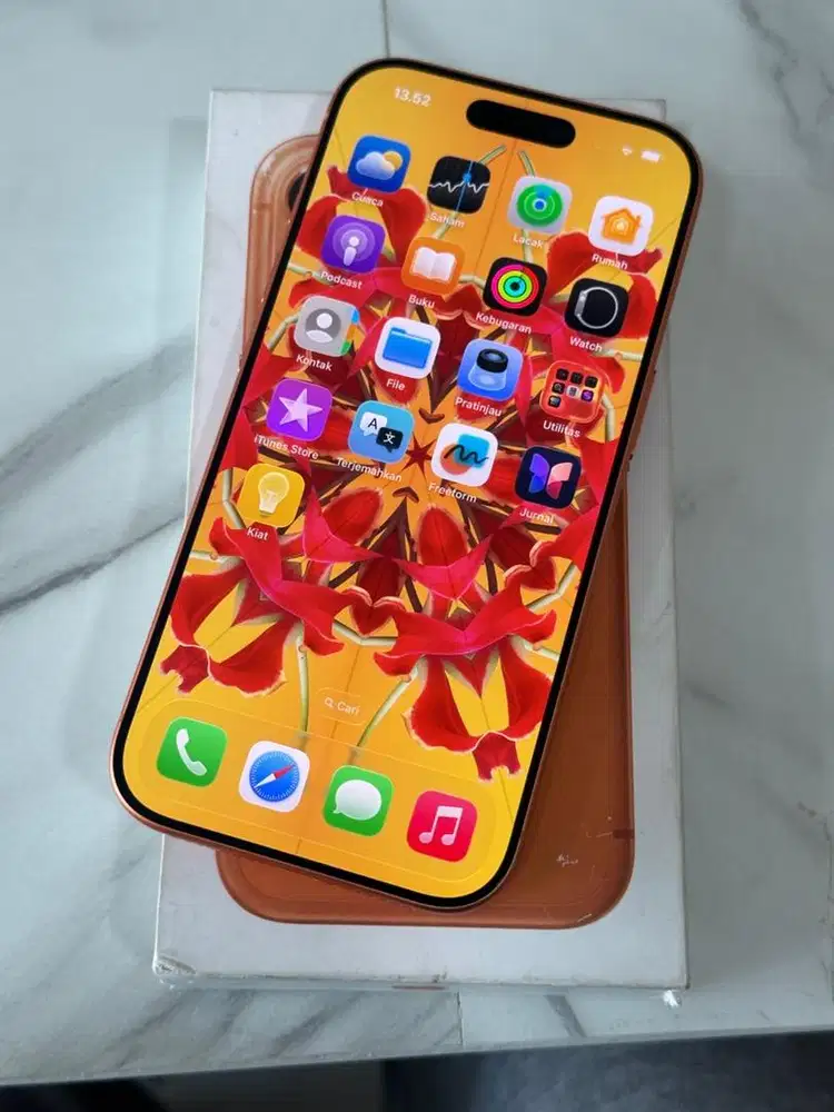 iPhone 17 Pro 256GB Cosmic Orange