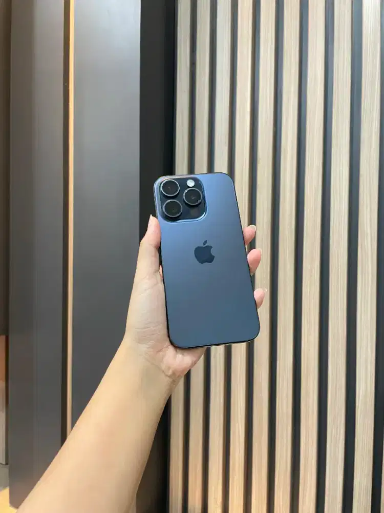 iP 15pro 256gb Resmi