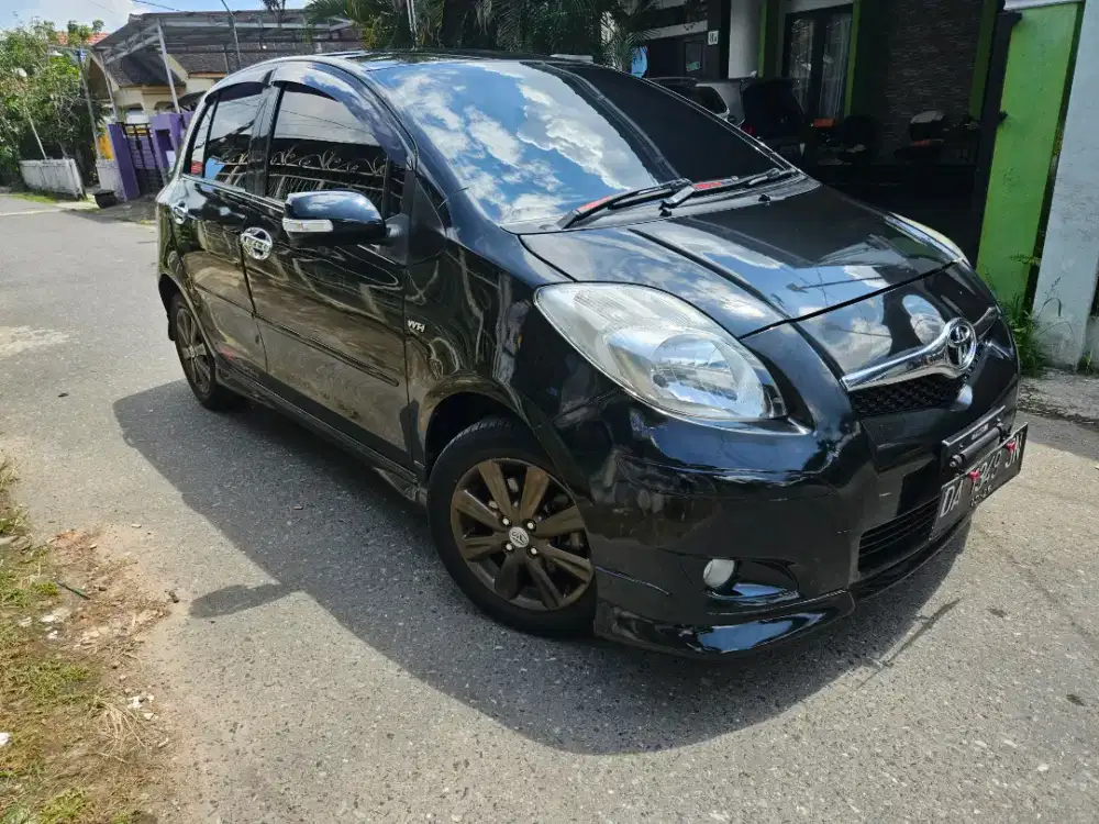 Yaris 1.5 S Matic th 2011 Istimewa