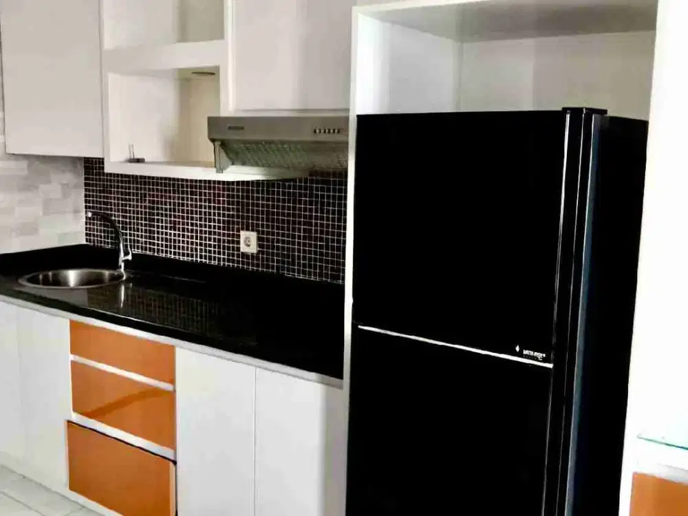 JUAL SEGERA APARTEMEN BERKLEY CIPUTRA SURABAYA  2 MENIT KE KAMPUS UC