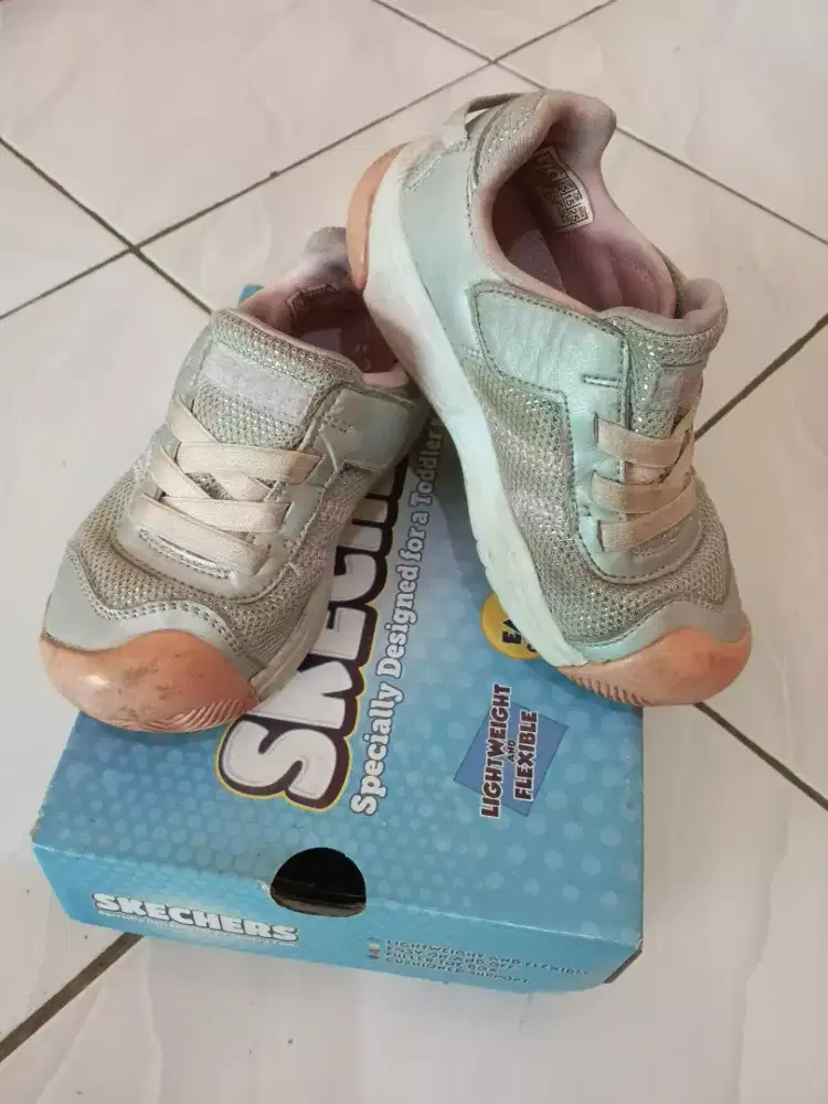 prepoved sepatu skechers anak
