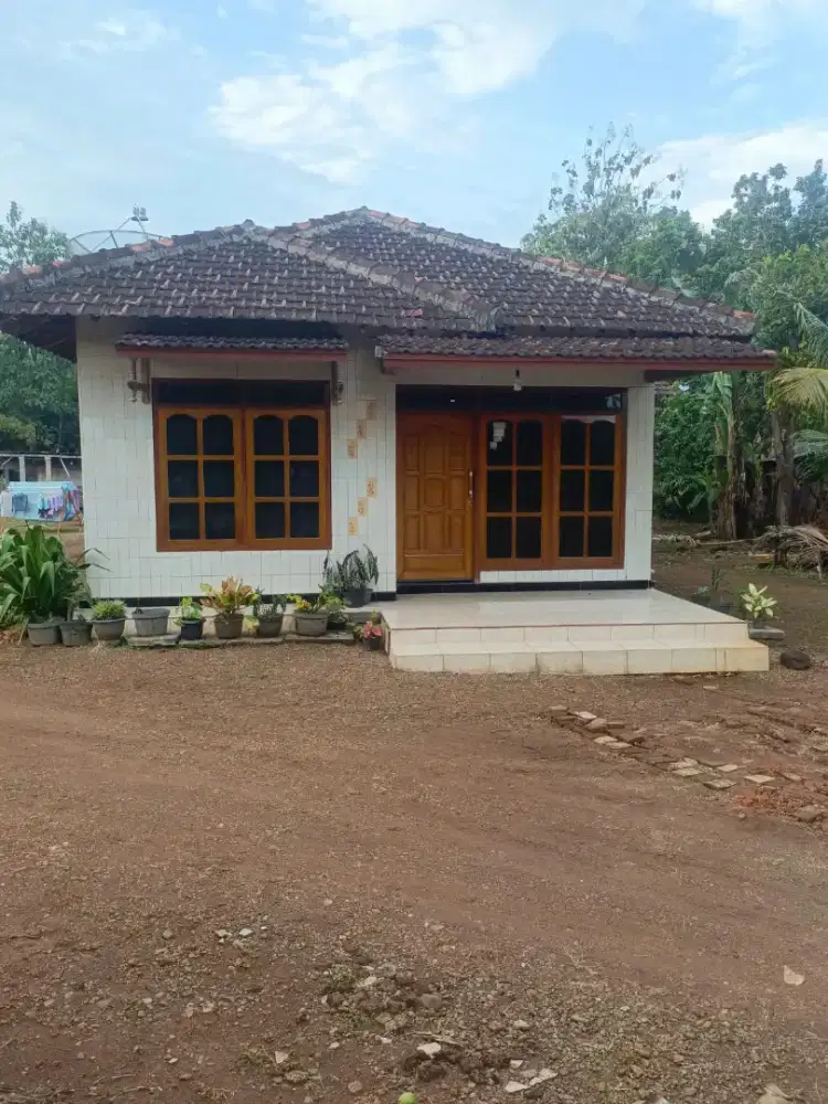 Rumah Pribadi Asri