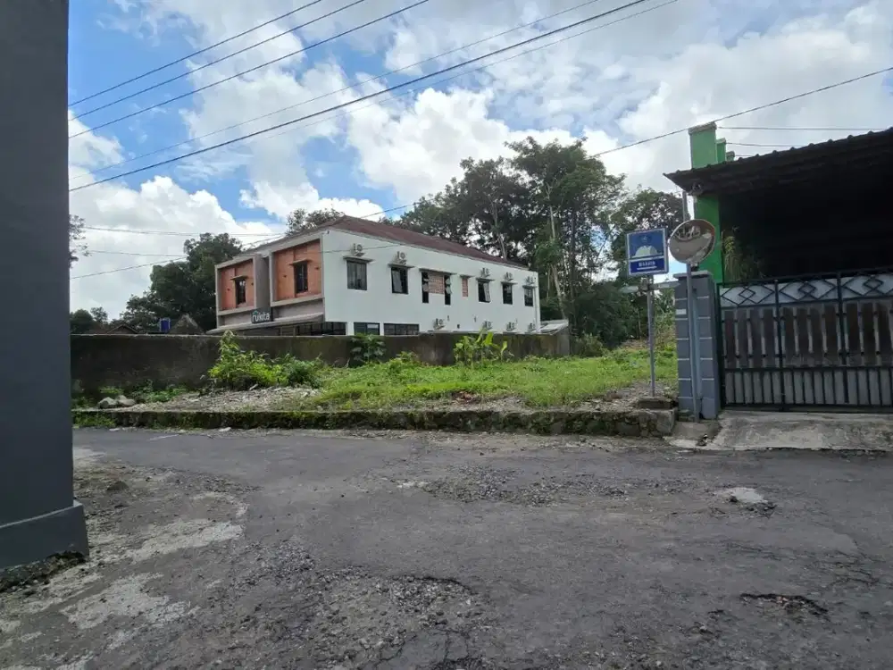 Tanah Premium Jogja Dekat Kampus UII, Siap Bangun dan SHM Pekarangan