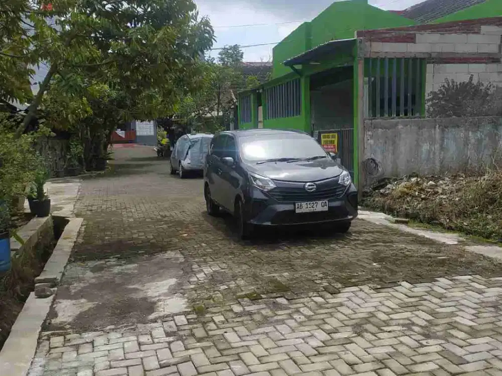 RUMAH DISEWAKAN BANYUMANIK 3 KAMAR TIDUR