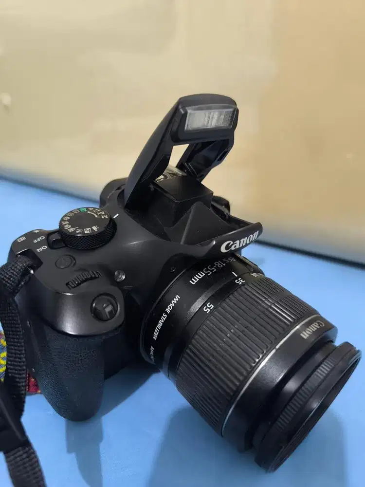 Canon EOS 1300D Fullset Mulus + Tas + 2 Baterai + Memory Card